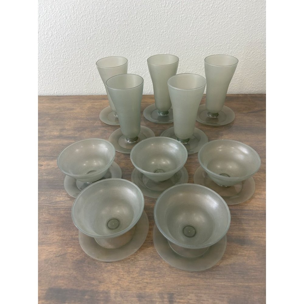 Tupperware Dessert Parfait Sundae Cups Lot of 10 Five short Five Tall